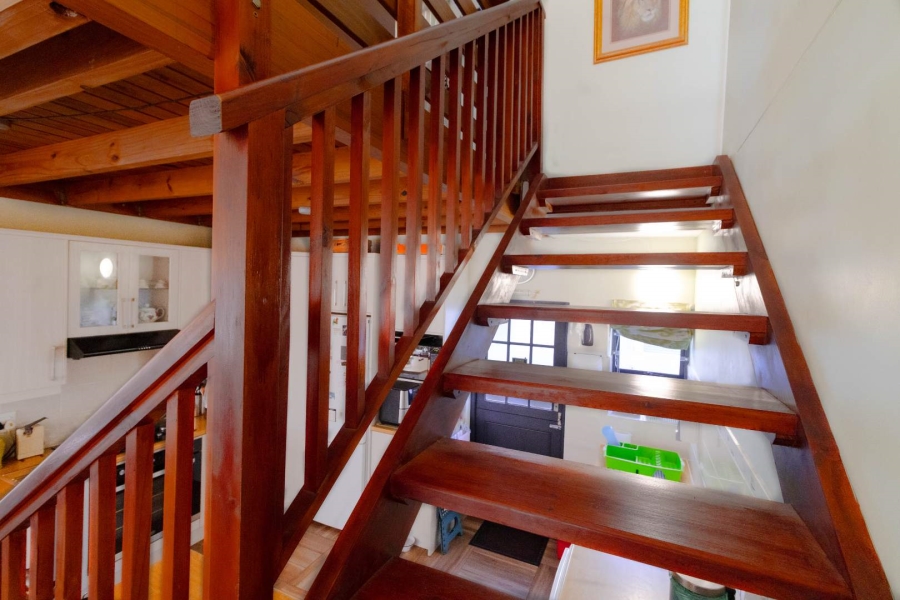 3 Bedroom Property for Sale in Sandbaai Western Cape